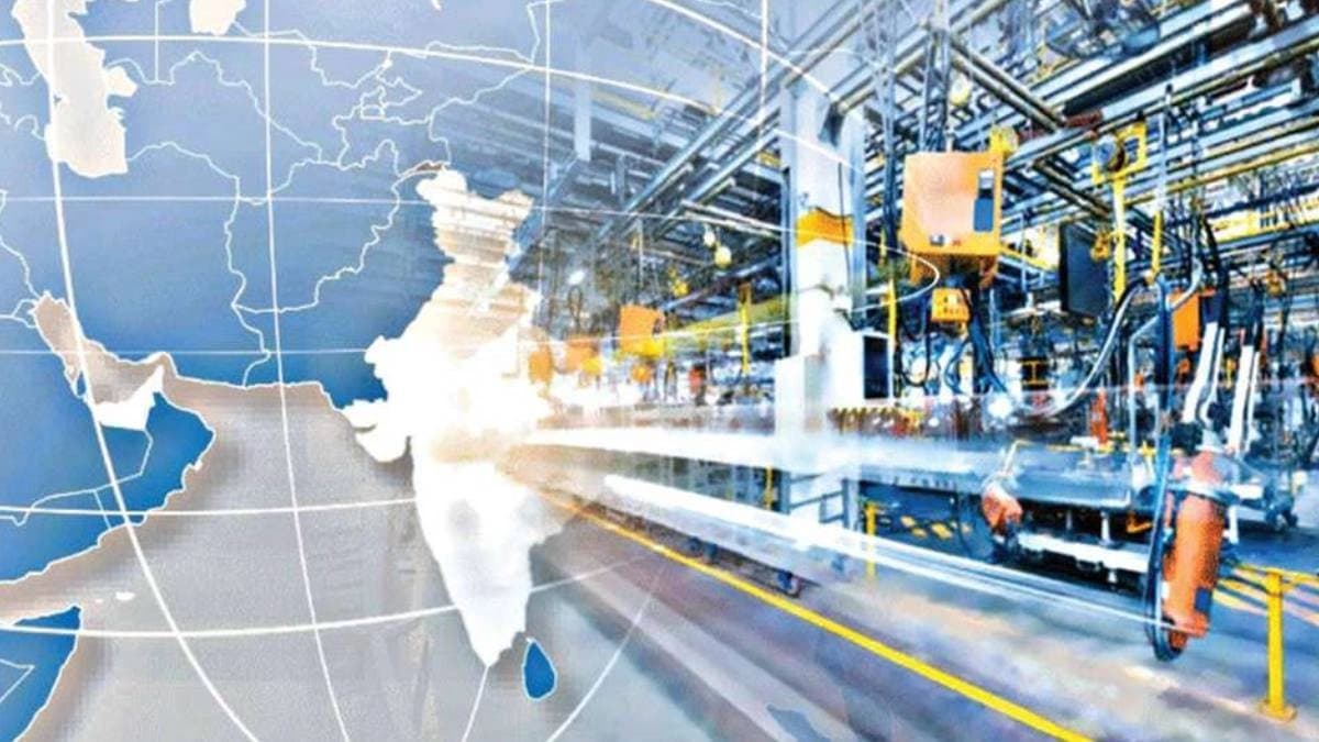 Contractual labour in manufacturing sector hits reacord in india