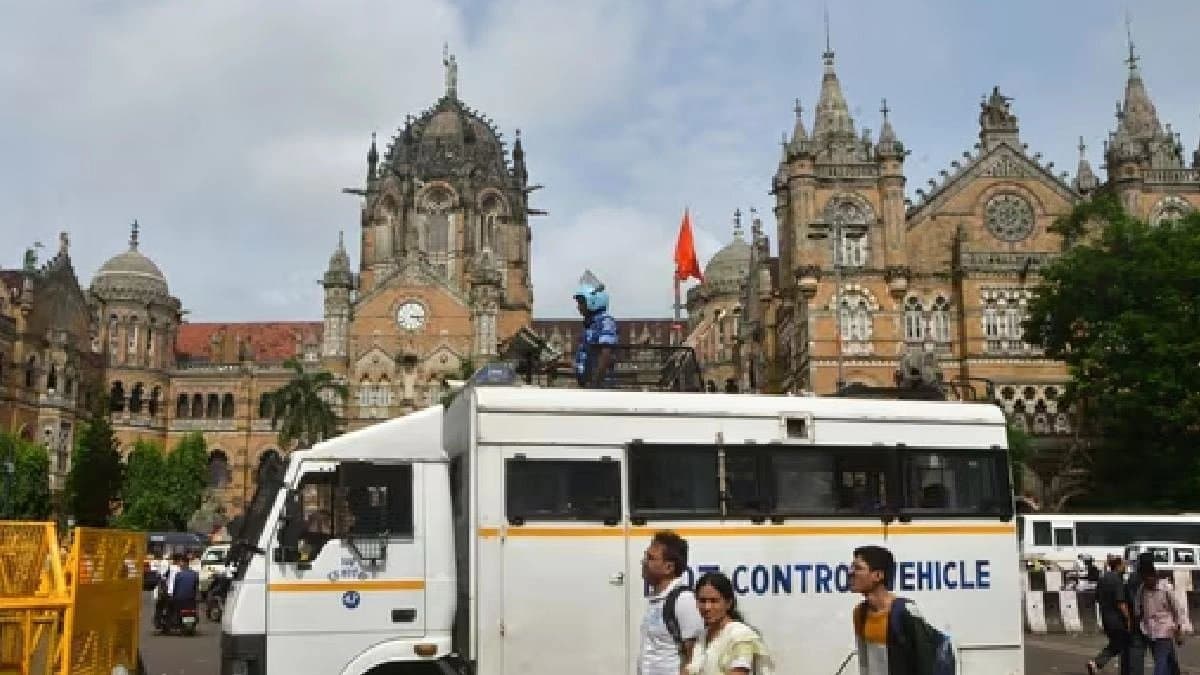 claims of 34 human bombs Blast will shake entire city Mumbai on high alert after  threat