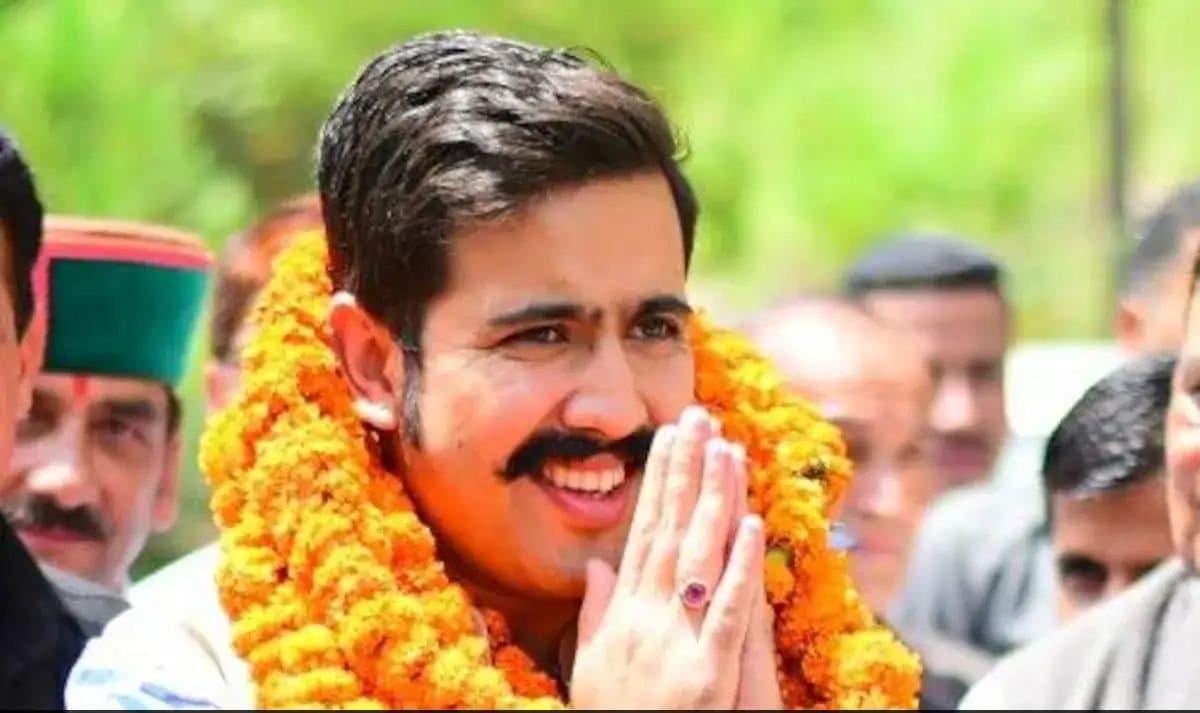 Meeting Of Rebels In Himachal