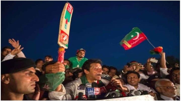 Pakistan court restores Imran Khans cricket bat election symbol