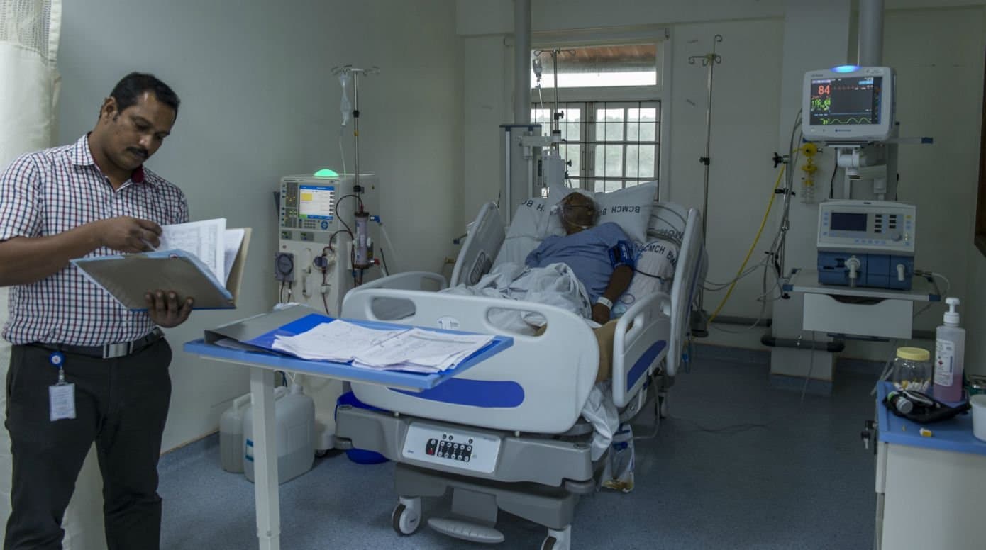up govt hospital employee loses job for overcharging from patient_gnr