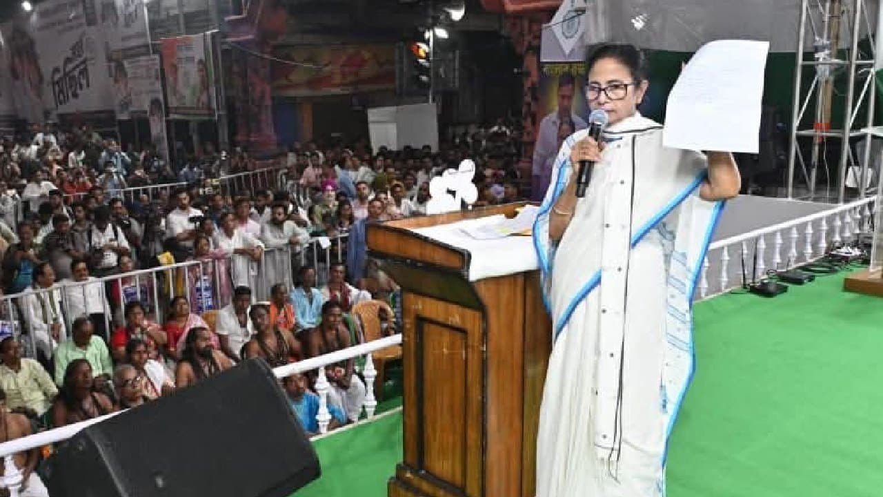 SIR In West Brngal: blo visits Mamata Banerjees-residence sources says