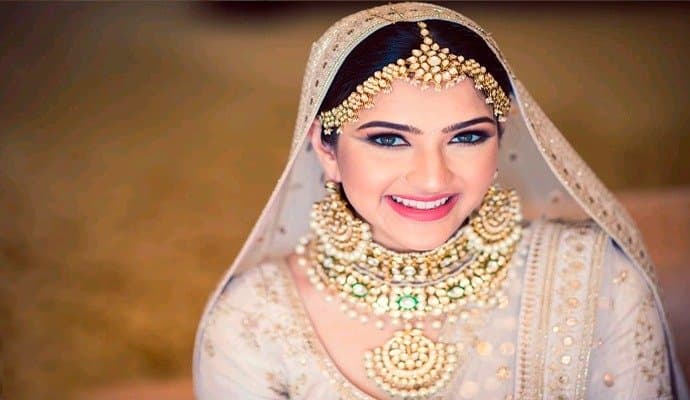 Beauty: এক মাস পরেই বিয়ে? ত্বকের পরিচর্যায় ভুলেও এই কাজগুলো করবেন না