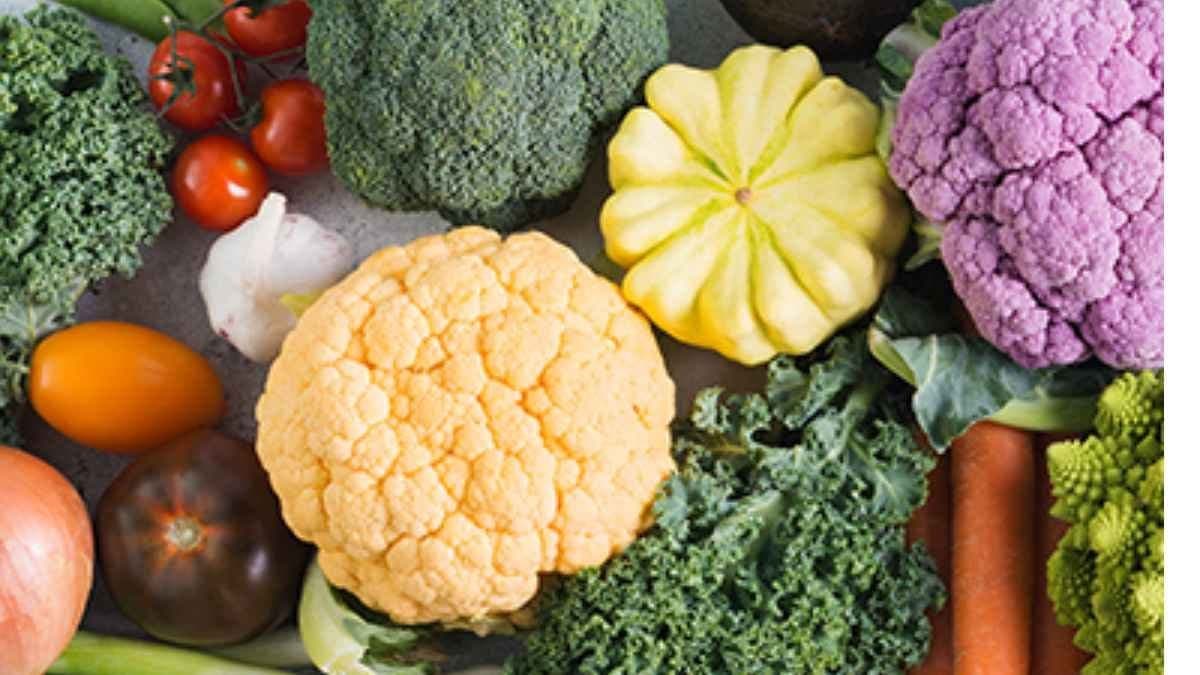  Broccoli have many health benefits including prevents colon cancer cells and cold cough during winter season lif 