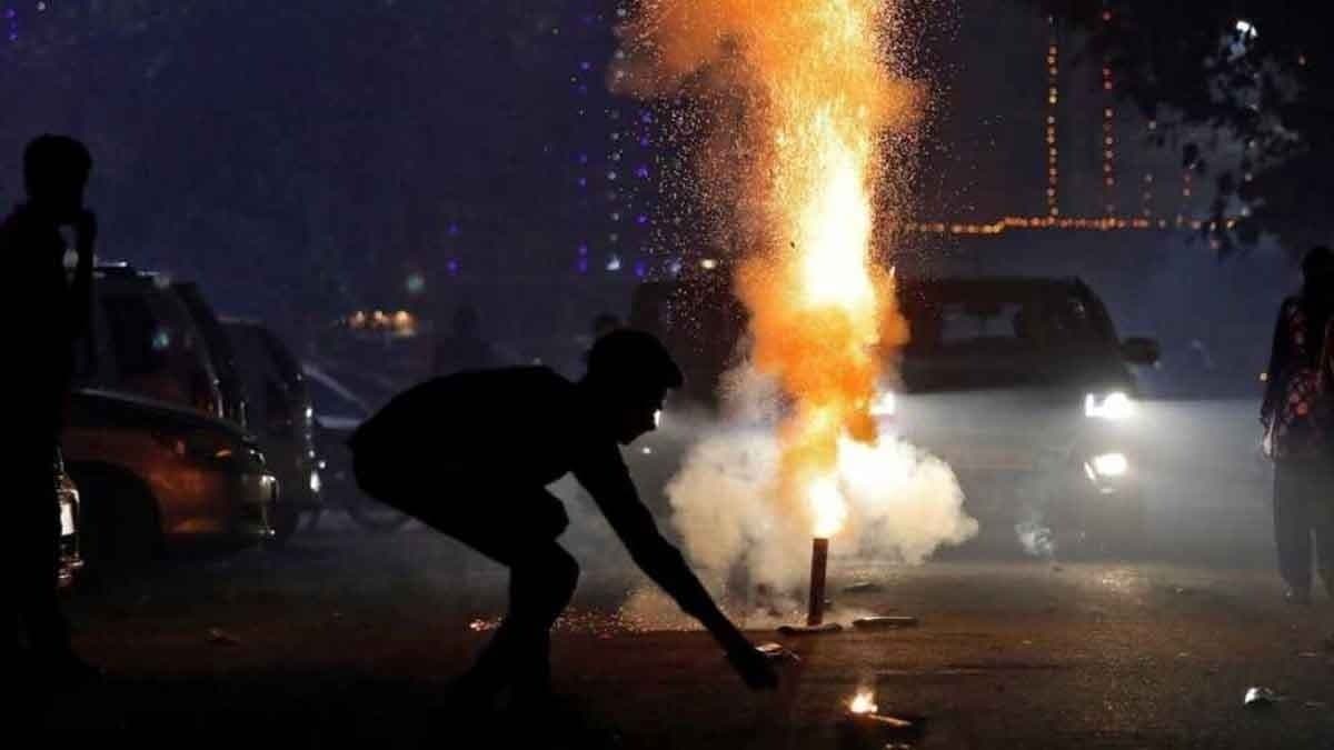 Punjab allows bursting of green crackers until Dec 31 gnr 