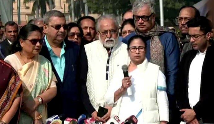 mamata meeting with narendra modi