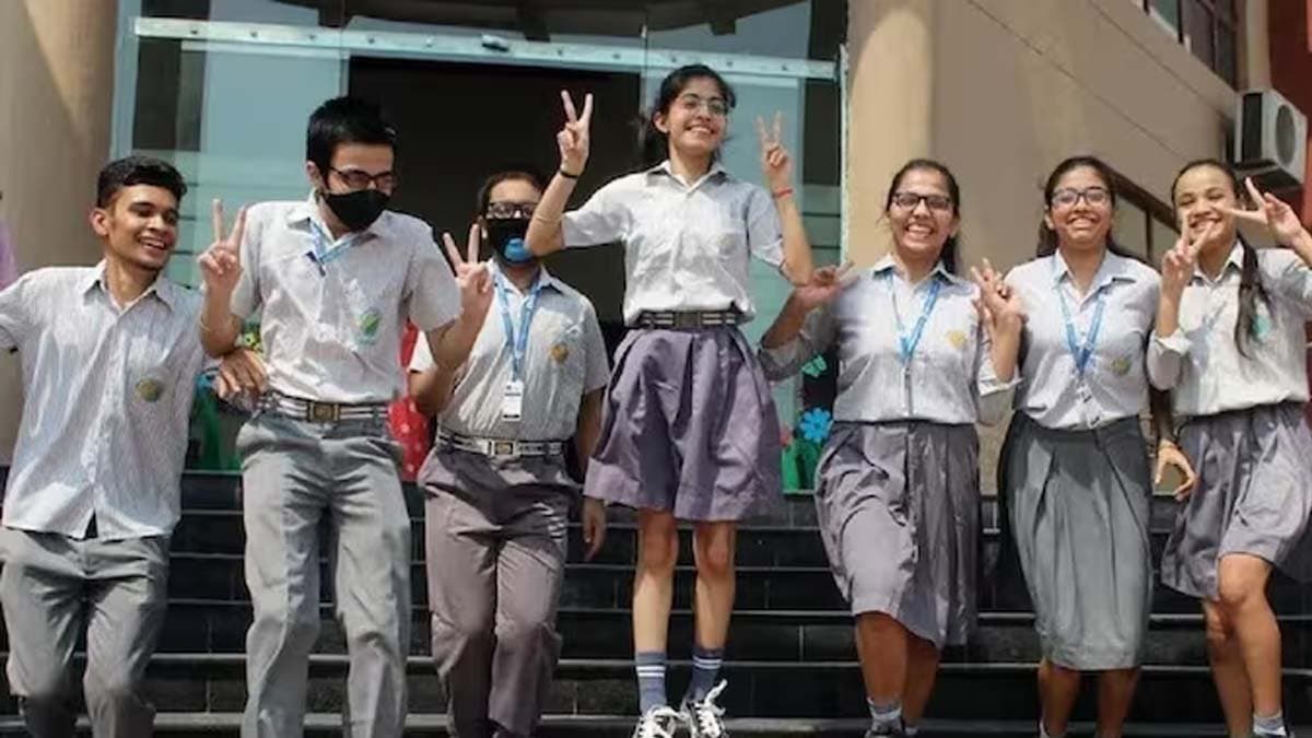 Social awareness classes instead of the regular textbook curriculum in Kerala new school year