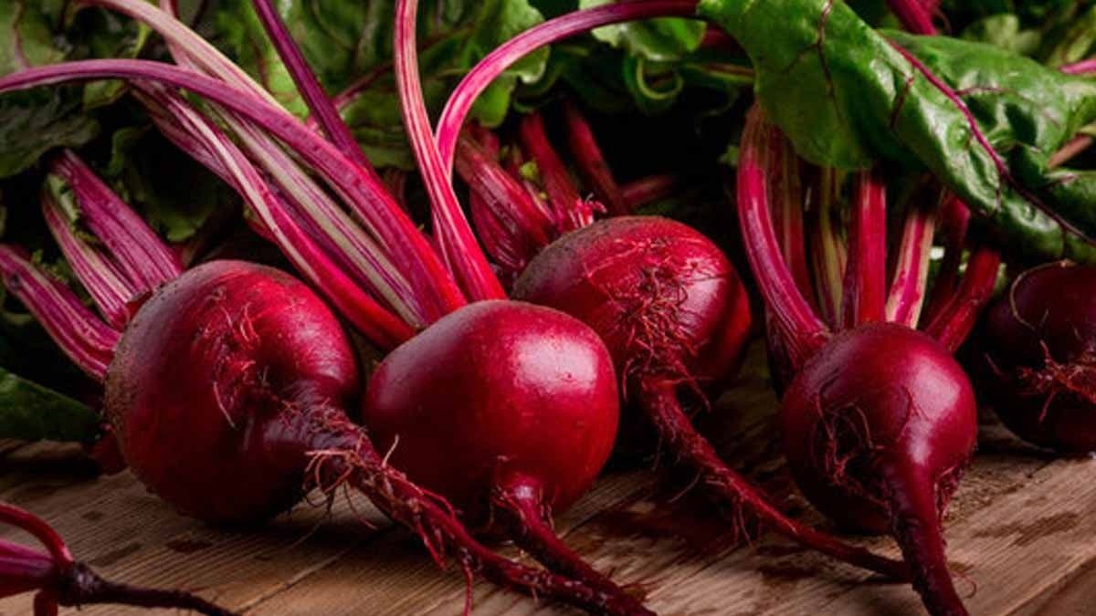 there are many good properties in beetroot including control blood sugar levels, prevent heart diseases and many more lif