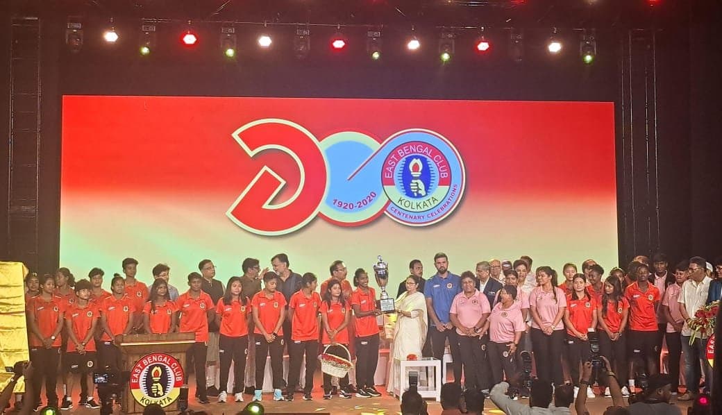 CM Mamata Banerjee announces 50 lakhs for east bengal club-urges CAB to build a cricket stadium at Rajarhat 