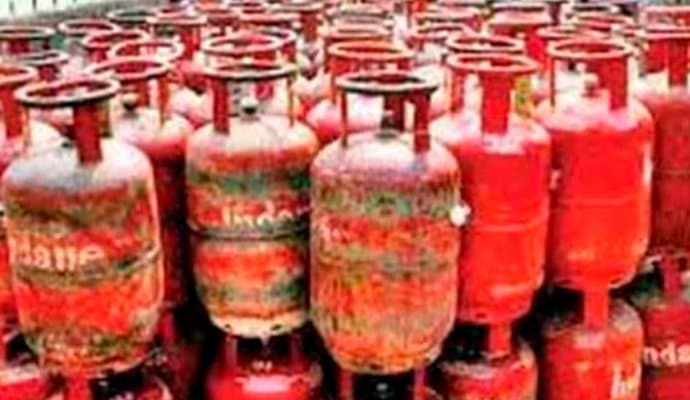 commercial lpg gas cylinder rate hike