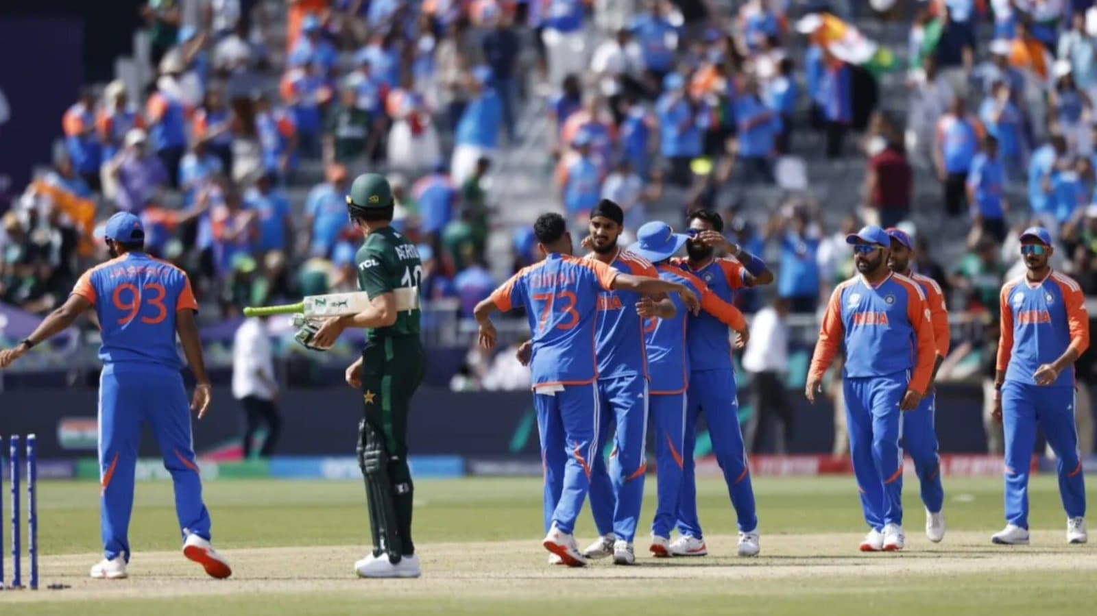 India-Pakistan: ১৫-২০ রান কম ছিল, হার না মানা মনোভাবেই প্রত্যাবর্তন, দাবি রোহিতের