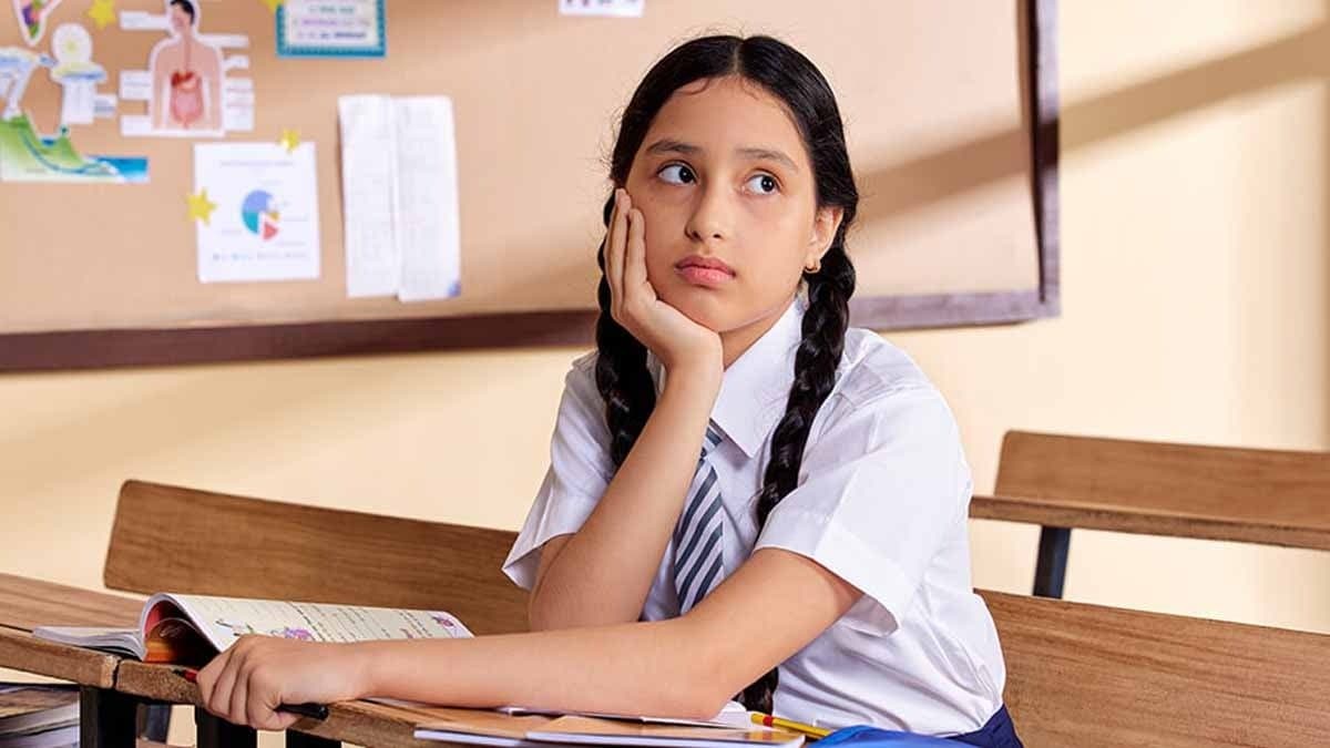 these all habits can delayed your daughter's early periods and pubety lif 