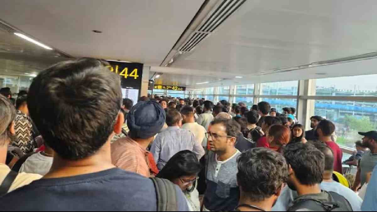 Flights Delayed due to Dust Storm in Delhi 