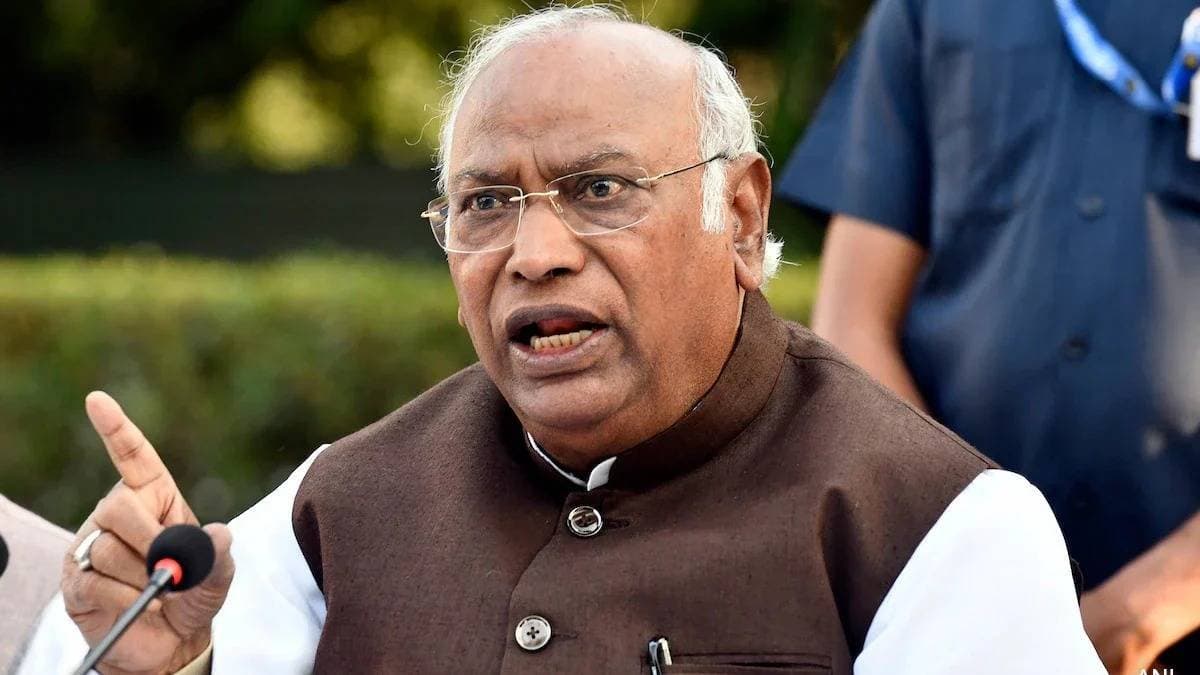 PM Modi had intel 3 days before J&K attack: Mallikarjun Kharge