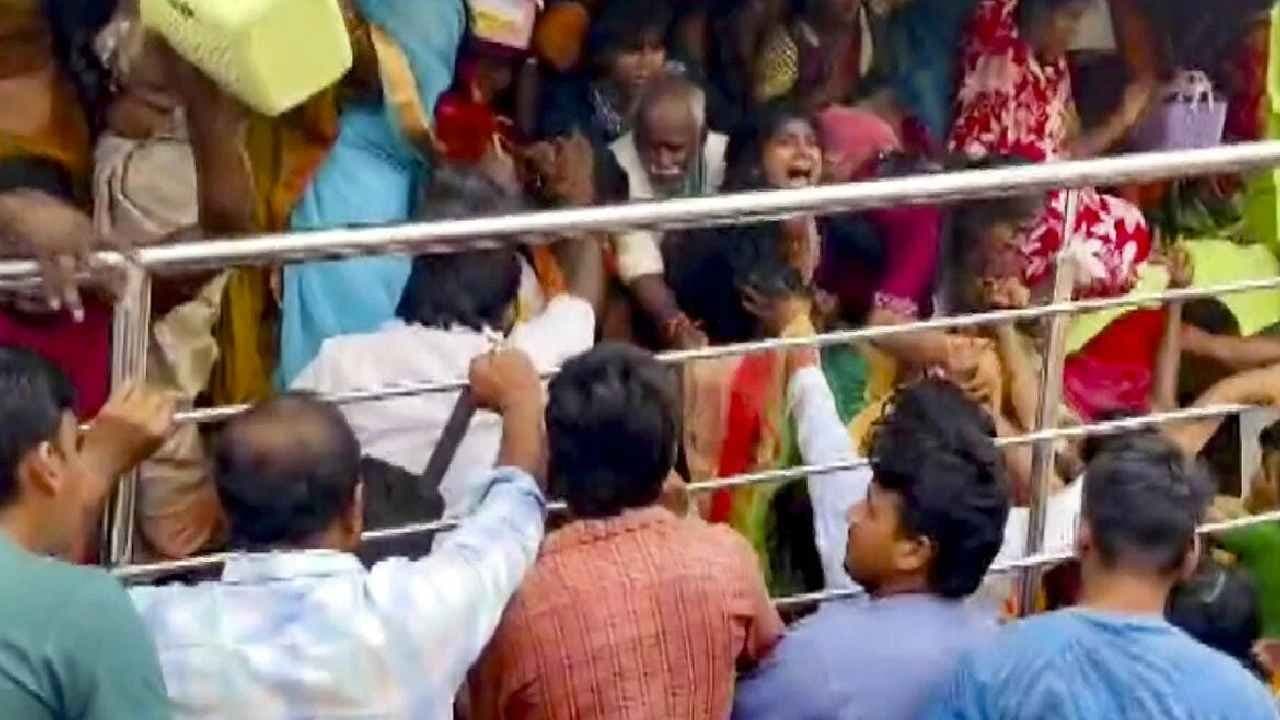Single narrow gate makes Andhra temple stampede