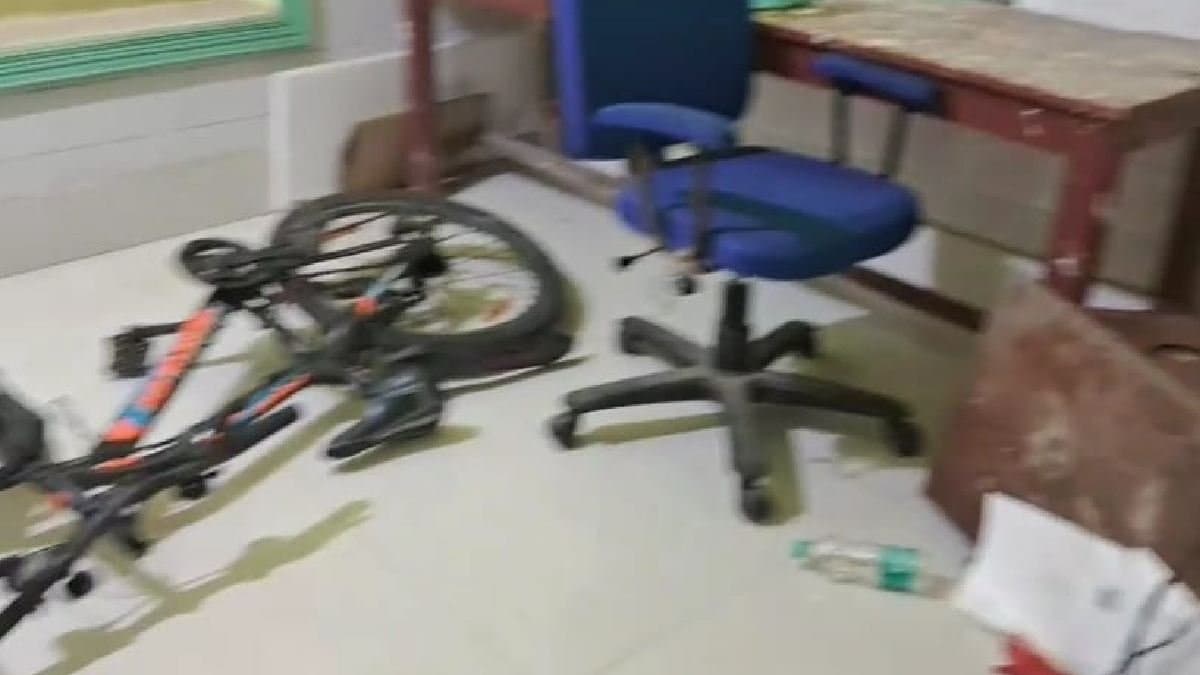 Private Hospital vandalised at Murshidabad here the reason 