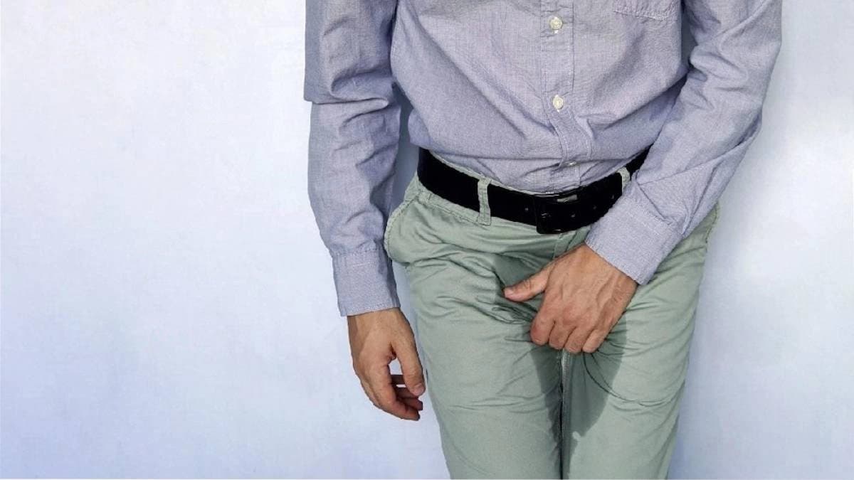 Holding your pee for long time cause dangerous health problems 