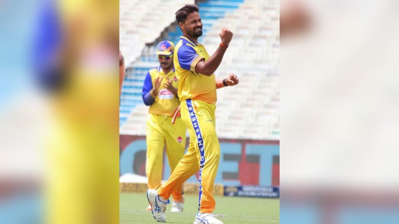 Bengal Pro T20 League: মুকেশের ৫ উইকেটে বেঙ্গল প্রো টি-২০ লিগের ফাইনালে মালদা, বিদায় কলকাতার