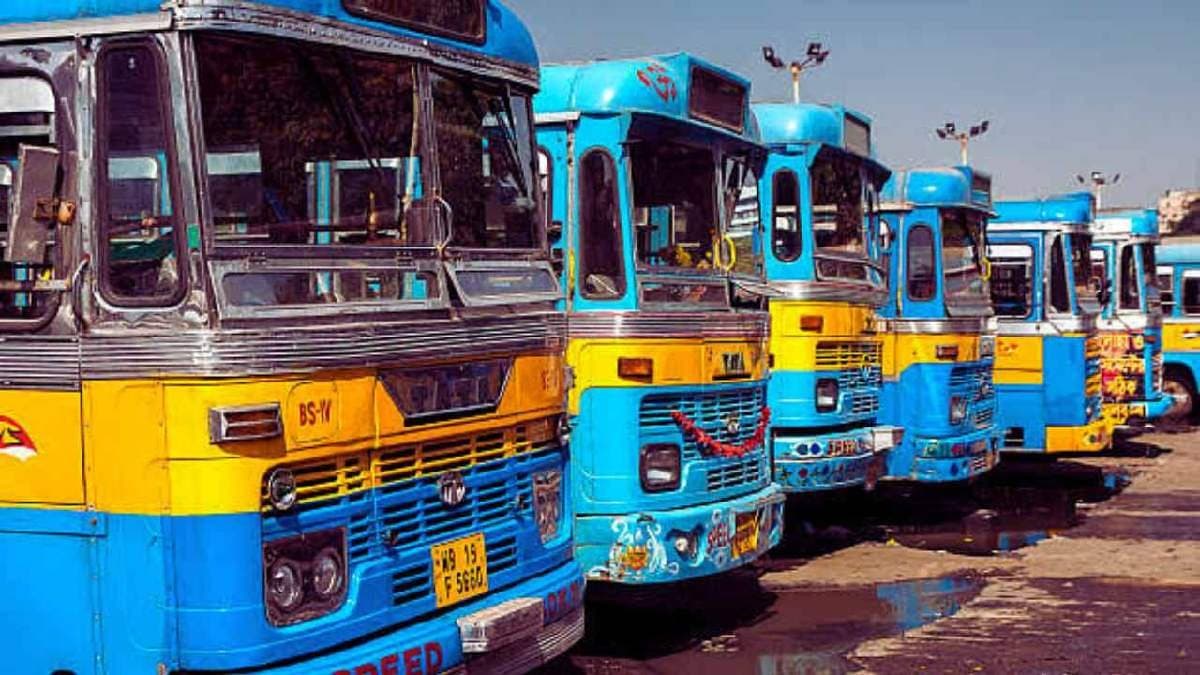 Bus Services Halted in Hooghly as Owners Protest Against Illegal Auto and Toto Operations