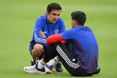 Gautam Gambhir pulls Shubman Gill aside ahead of fourth T20 against Australia 