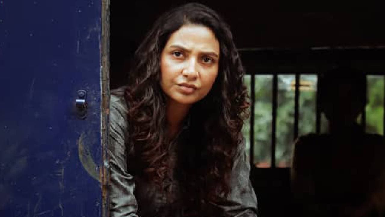 Review of Hoichoi series Anusandhan starring Subhashree Ganguly Saheb Chattopadhyay Sohini Sengupta