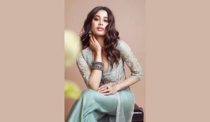 Janhavi Kapoor: মাত্র ১২ বছর বয়সেই মিডিয়ায় হেনস্থা হতে হয়েছিল জাহ্নবীকে? বিস্ফোরক পর্দার 'মিসেস মাহি'!