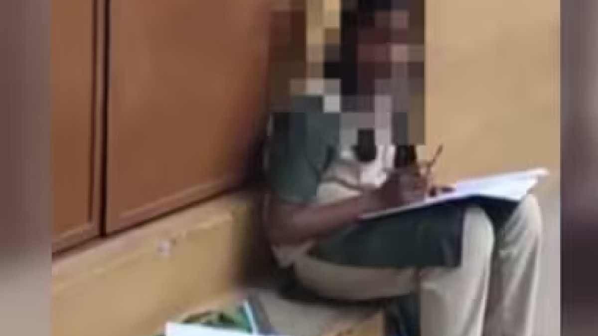 Tamil Nadu take  Menstruating Class 8 student take exam outside of classroom viral news