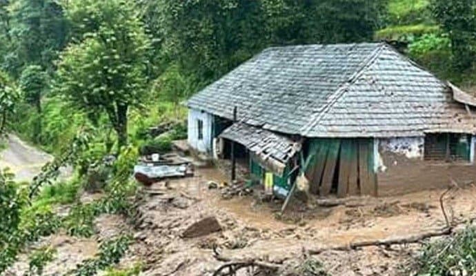  40 Killed In Rain-Related Incidents In Himachal gnr 
