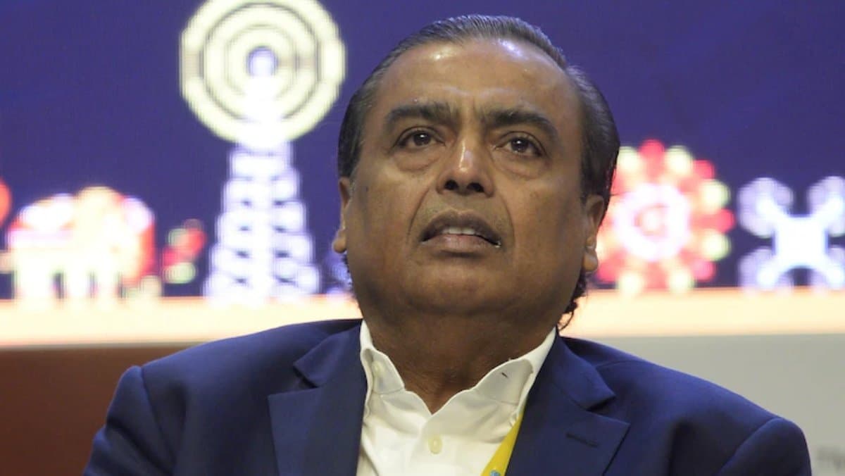 Mukesh Ambani lost 35 thousand crores in just six hours on Monday