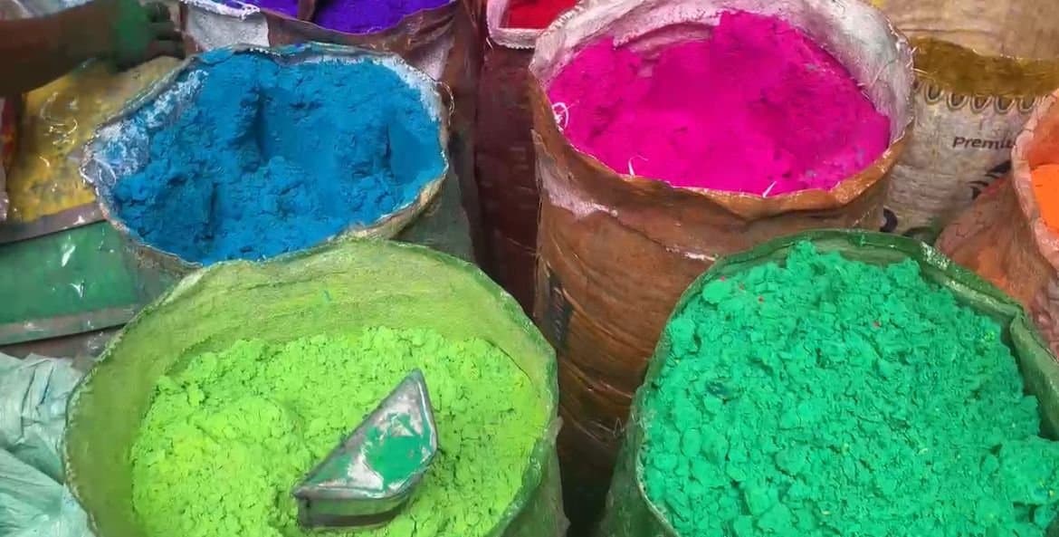 Tips  For a Safe Holi