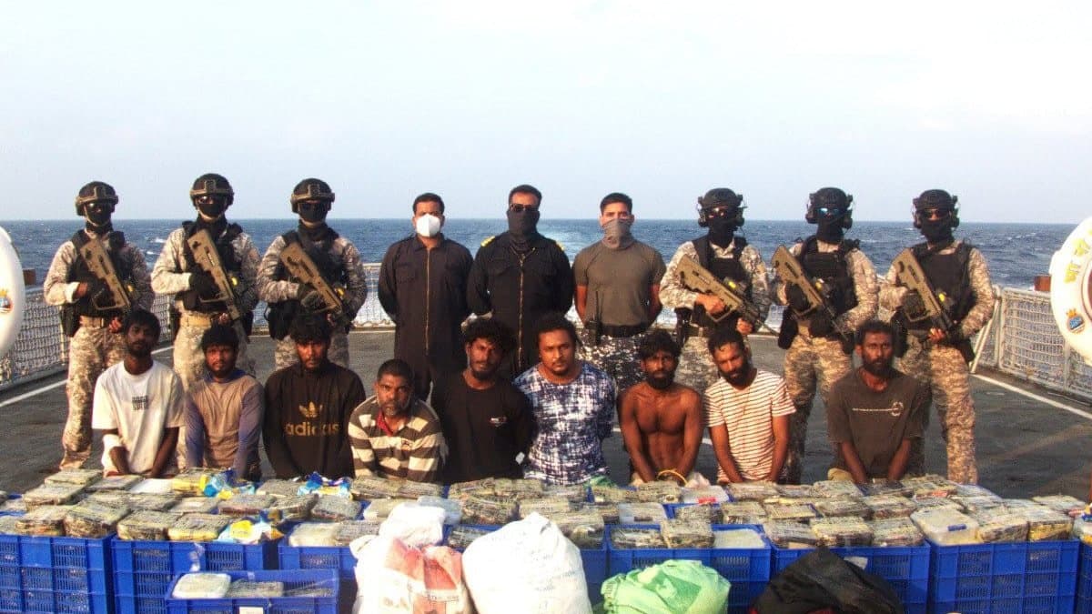 In a joint operation, Indian Navy and Sri Lankan Navy seize huge amount of  narcotics gnr 