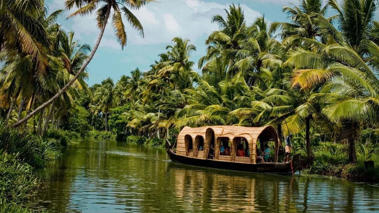 This is the only state in India that has four international airports do you know where 