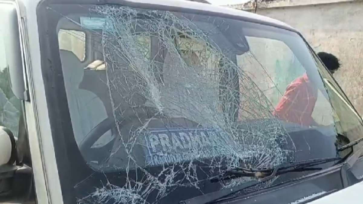 Road Accident Sparks Chaos in Raghunathganj gnr