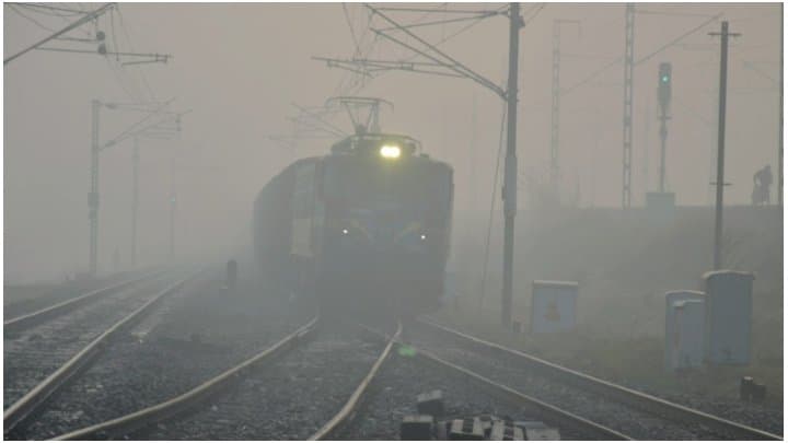 Few flights, trains delayed due to dense fog and low visibility in Kolkata