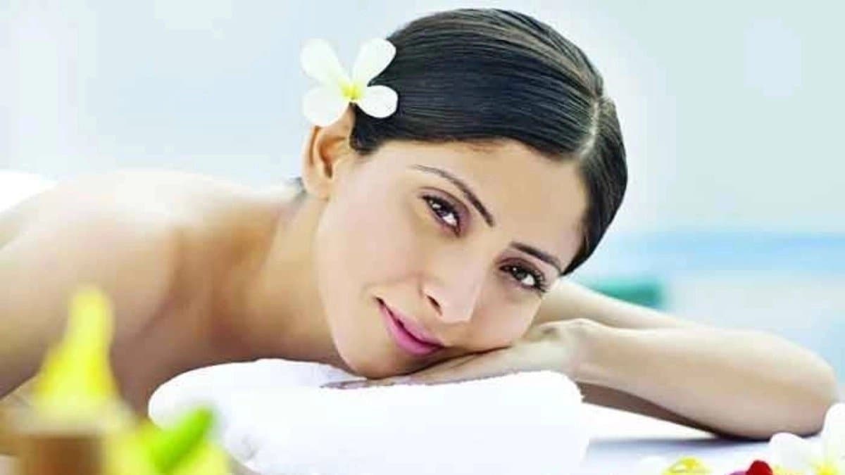 This homemade pack will bring glow on your before Durga Puja 2025 