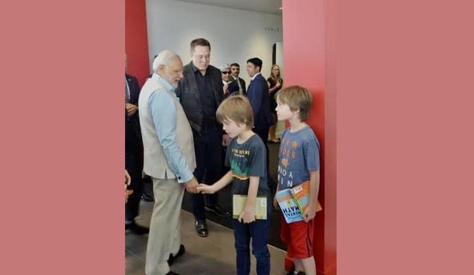 PM Modi's Old Pic With Elon Musk's Children Goes Viral gnr