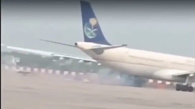 Hajj Flight Faces Wheel Glitch At Lucknow Airport