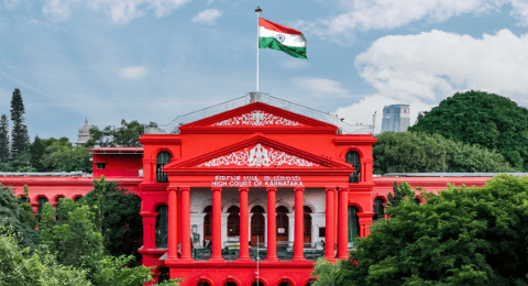 Karnataka High Court: জ্যোতিষীর বিরুদ্ধে স্ত্রীর শ্লীলতাহানির অভিযোগ প্রত্যাহারের আবেদন স্বামীর, আবেদন খারিজ করল আদালত