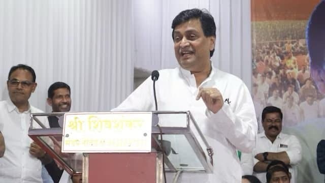 Ashok Chavan files nomination for Rajya Sabha polls from Maharashtra