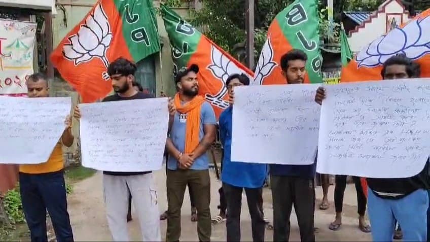 Hooghly bjp workers protest against leaders gnr 