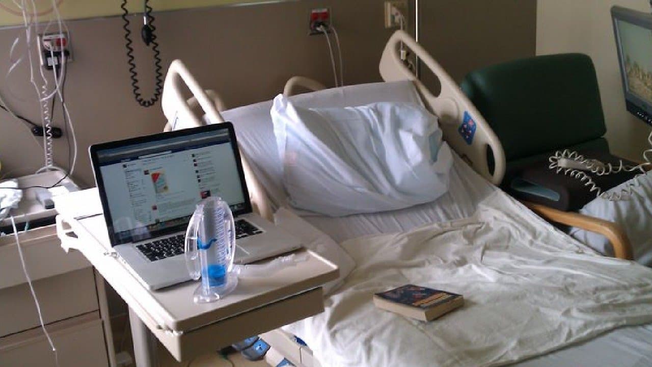 Manager Asks Employee To Work From Hospital post sparked debate 