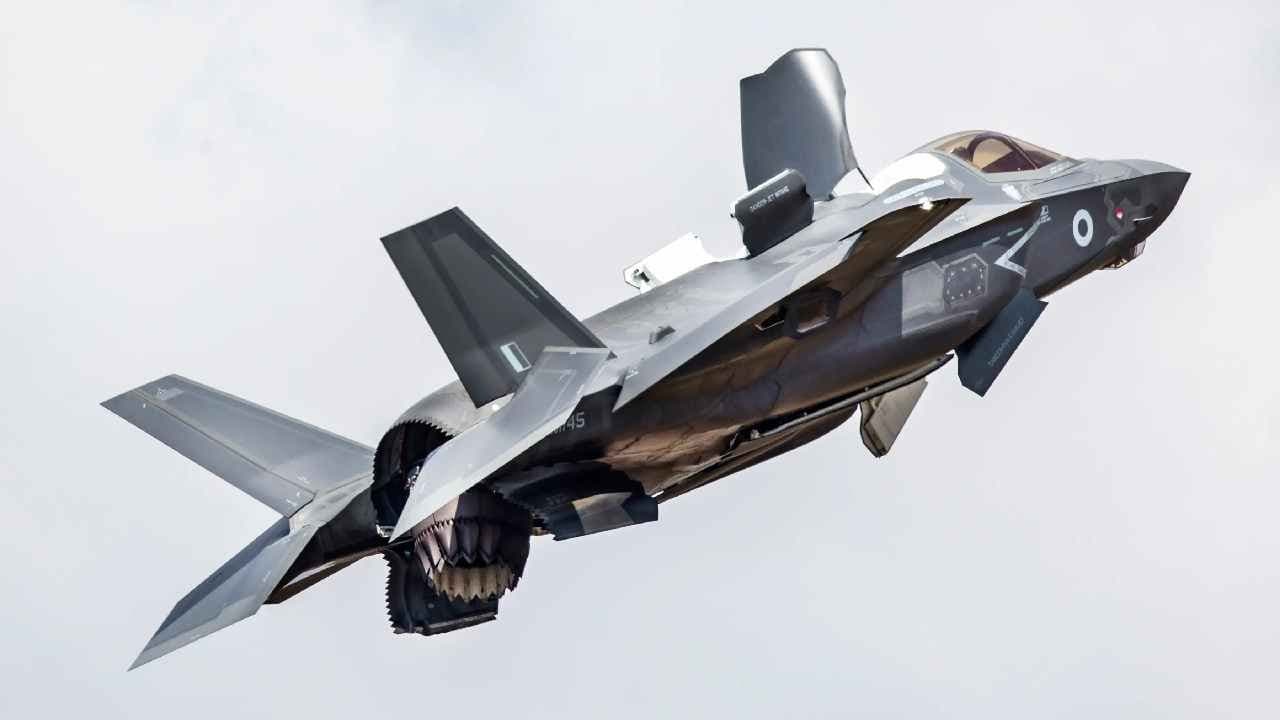 Autonomous Fighter Jets can change the war in future