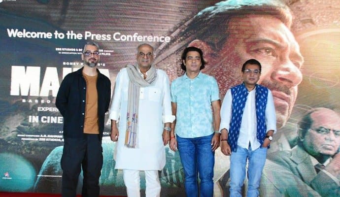 Exclusive: 'কলকাতা থেকেই শুরু': 'ময়দান'এর প্রচারে নস্ট্যালজিক বনি কাপুর।। 'ময়দান' ছবি নয়, অনুভূতি! চোখের কোণ ভিজবে': রুদ্রনীল ঘোষ।।