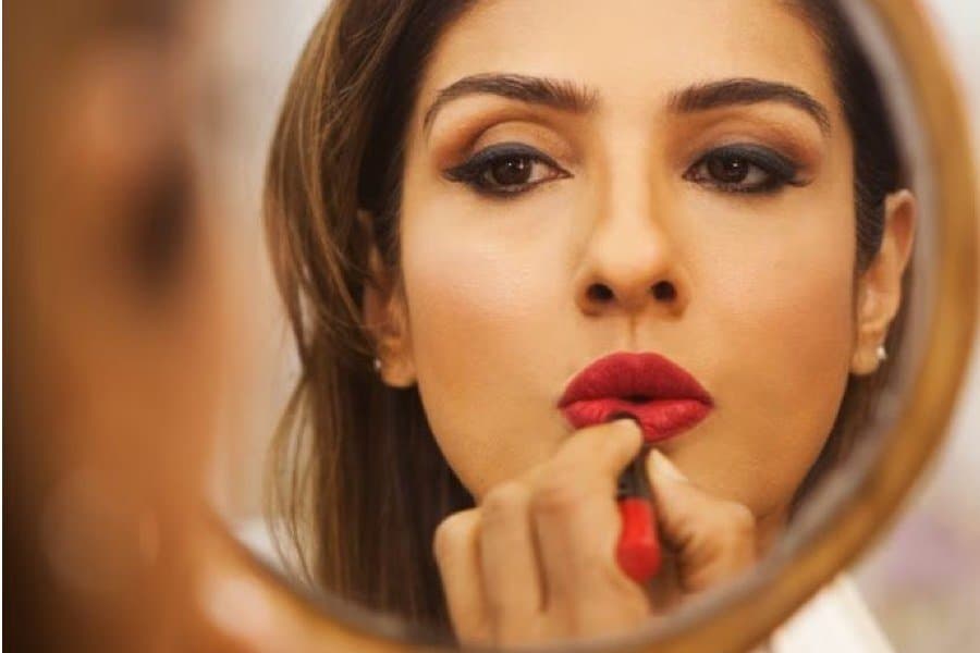 How to care lips while wearing matte lipstick