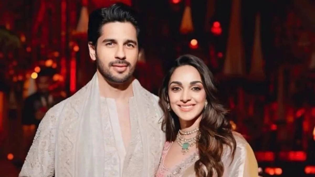 After discharged Kiara Advani takes baby girl to her mother s house in Mumbai with Siddharth Malhotra