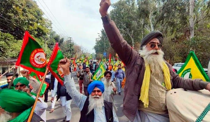 Protesting Farmers To March To Delhi 