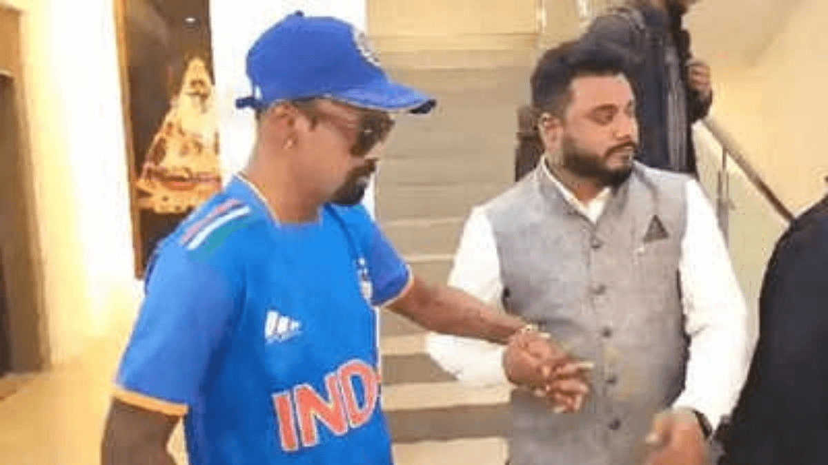 Kapil Dev promises to meet ailing Vinod Kambli soon spt