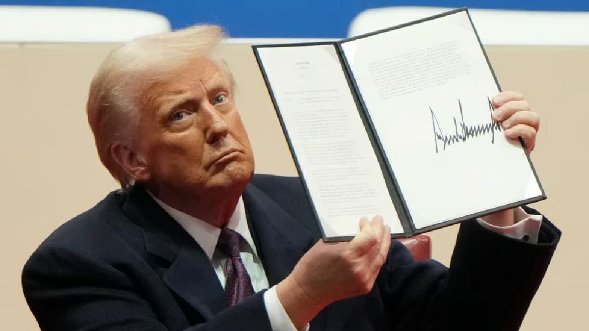 How can a signature tell about human character