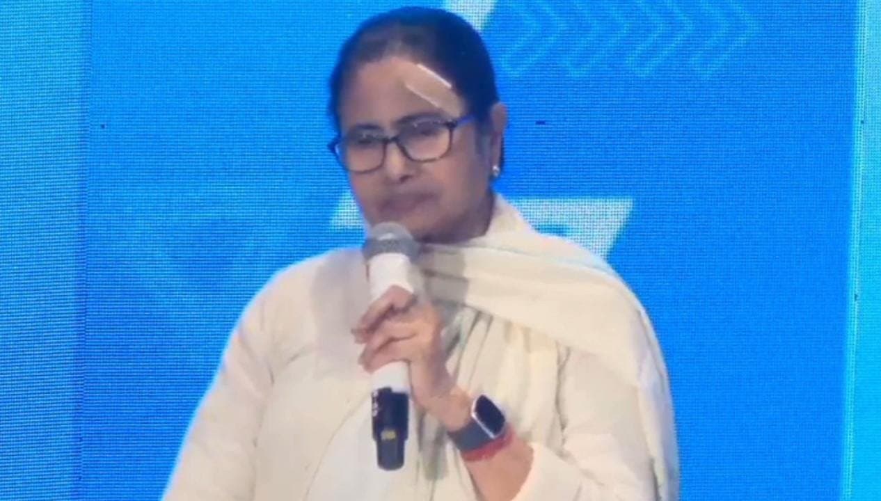 mamata banerjee announce special schems for bengal sports persons