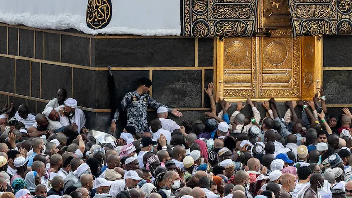 saudi arabia bans bringing children with hajj pilgrims